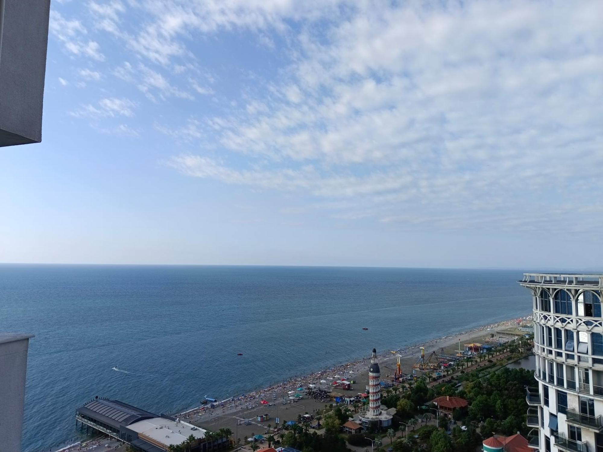 Апартаменты Orbi Sea Towers-Sea View Батуми Экстерьер фото