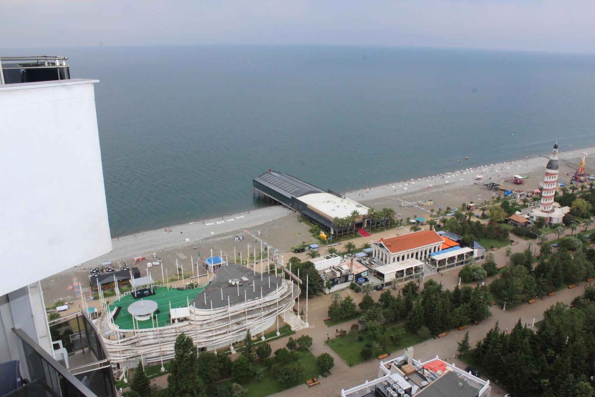 Апартаменты Orbi Sea Towers-Sea View Батуми Экстерьер фото